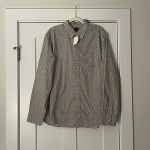 J.CREW! NWT! Button Down Shirt
